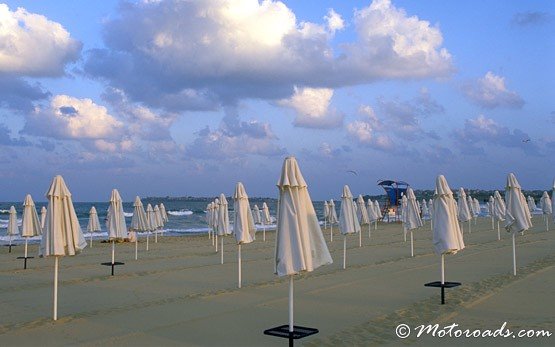 Playa de Arena Dorada