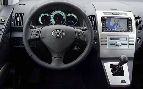 2013 Toyota Corolla Verso AUTO